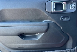 Jeep Wrangler Willys 2 Door 4x4 2026