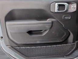 Jeep Wrangler Willys 4 Door 4x4 2026