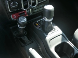 Jeep Wrangler Willys 4 Door 4x4 2026