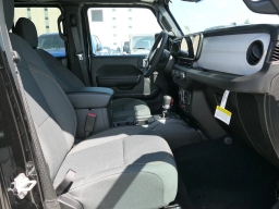 Jeep Wrangler Willys 4 Door 4x4 2026