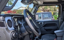 Jeep Wrangler Willys 4 Door 4x4 2026