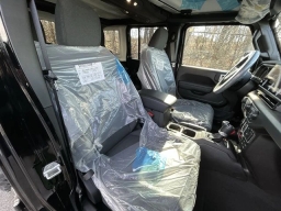 Jeep Wrangler Willys 4 Door 4x4 2026