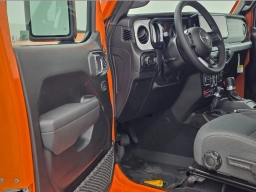 Jeep Wrangler Willys 4 Door 4x4 2026