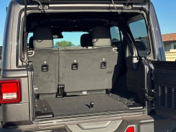 Jeep Wrangler Willys 4 Door 4x4 2026