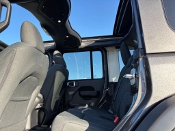 Jeep Wrangler Willys 4 Door 4x4 2026