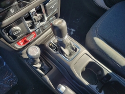 Jeep Wrangler Willys 4 Door 4x4 2026