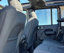 Jeep Wrangler Willys 4 Door 4x4 2026