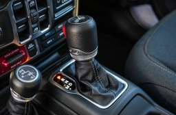 Jeep Wrangler Willys 4 Door 4x4 2026