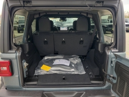 Jeep Wrangler Willys 4 Door 4x4 2026