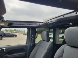 Jeep Wrangler Willys 4 Door 4x4 2026