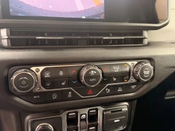 Jeep Wrangler Willys 4 Door 4x4 2026