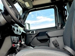 Jeep Wrangler Willys 4 Door 4x4 2026