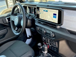 Jeep Wrangler Willys 4 Door 4x4 2026