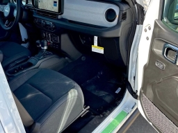 Jeep Wrangler Willys 4 Door 4x4 2026