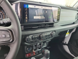 Jeep Wrangler Willys 4 Door 4x4 2026