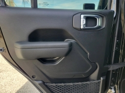 Jeep Wrangler Willys 4 Door 4x4 2026