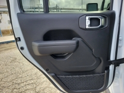 Jeep Wrangler Willys 4 Door 4x4 2026