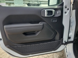 Jeep Wrangler Willys 4 Door 4x4 2026