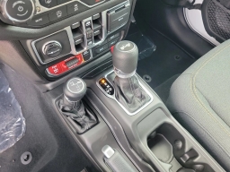 Jeep Wrangler Willys 4 Door 4x4 2026