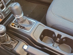 Jeep Wrangler Willys 4 Door 4x4 2026