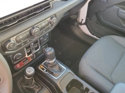 Jeep Wrangler Willys 4 Door 4x4 2026