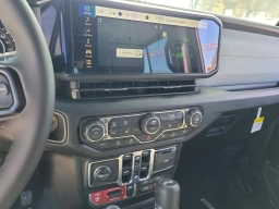 Jeep Wrangler Willys 4 Door 4x4 2026