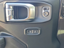 Jeep Wrangler Willys 4 Door 4x4 2026