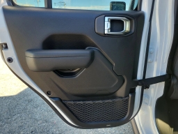 Jeep Wrangler Willys 4 Door 4x4 2026