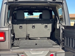 Jeep Wrangler Willys 4 Door 4x4 2026