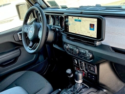 Jeep Wrangler Willys 4 Door 4x4 2026