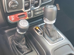 Jeep Wrangler Willys 4 Door 4x4 2026