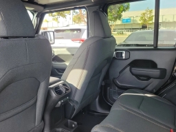 Jeep Wrangler Willys 4 Door 4x4 2026