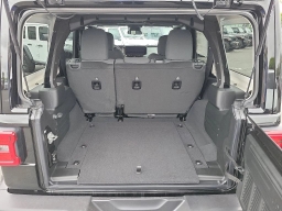 Jeep Wrangler Sahara 4 Door 4x4 2025