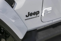 Jeep Wrangler Sahara 4 Door 4x4 2026