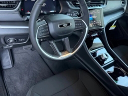 Jeep Grand Cherokee Laredo X 4x2 2026