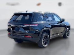 Jeep Grand Cherokee Altitude X 4x2 2025
