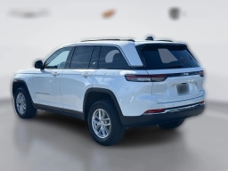 Jeep Grand Cherokee Laredo X 4x2 2025