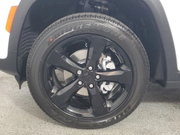 Jeep Grand Cherokee Altitude X 4x2 2025