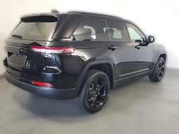 Jeep Grand Cherokee Altitude X 4x2 2025