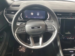 Jeep Grand Cherokee Altitude X 4x2 2025