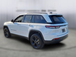 Jeep Grand Cherokee Altitude X 4x2 2025