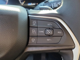 Jeep Grand Cherokee Altitude X 4x2 2025