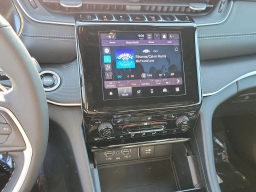 Jeep Grand Cherokee Altitude X 4x2 2025