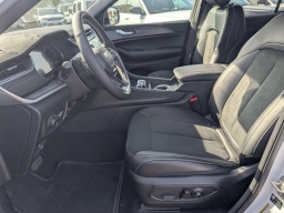 Jeep Grand Cherokee Altitude X 4x2 2025