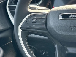 Jeep Grand Cherokee Laredo X 4x2 2025