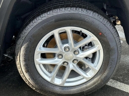 Jeep Grand Cherokee Laredo X 4x2 2025