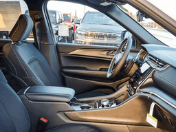 Jeep Grand Cherokee Laredo X 4x2 2025