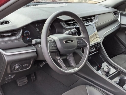 Jeep Grand Cherokee Altitude X 4x2 2025