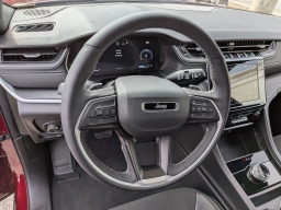 Jeep Grand Cherokee Altitude X 4x2 2025