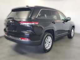 Jeep Grand Cherokee Laredo X 4x2 2025